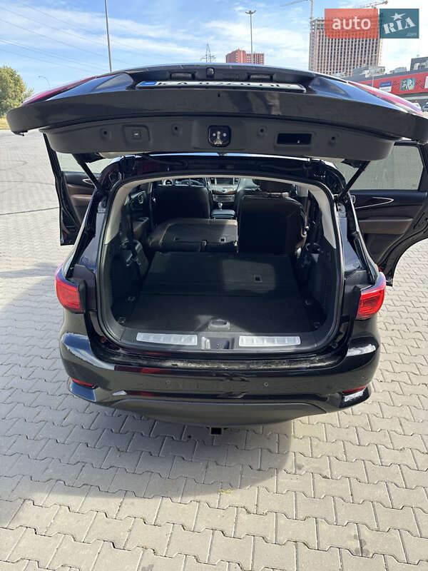 Infiniti-3