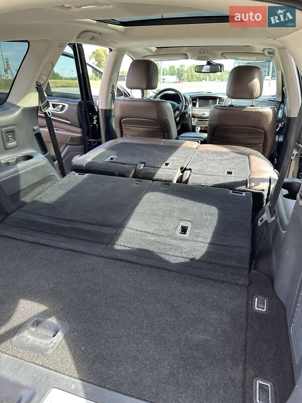 Infiniti-0