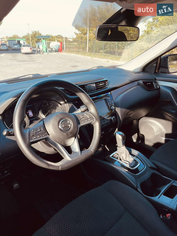 Nissan Rogue Sport 2020