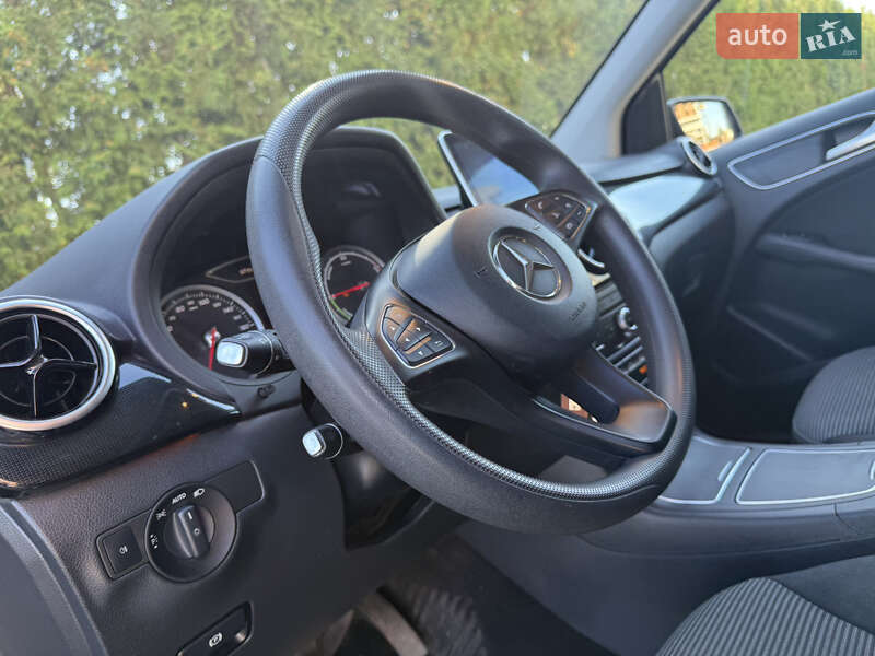 Mercedes-Benz B-Class 2015