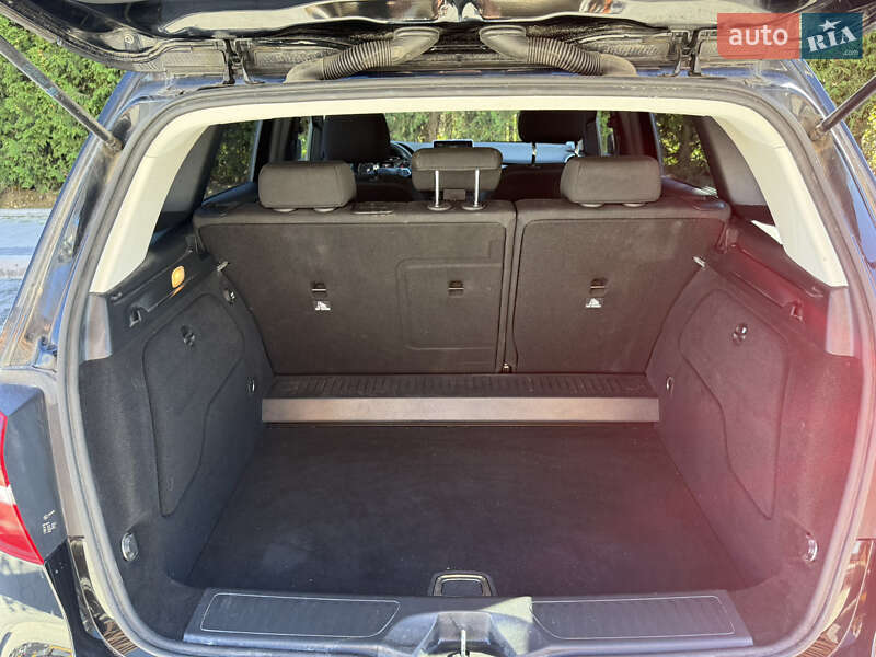 Mercedes-Benz B-Class 2015