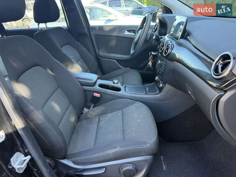 Mercedes-Benz B-Class 2015