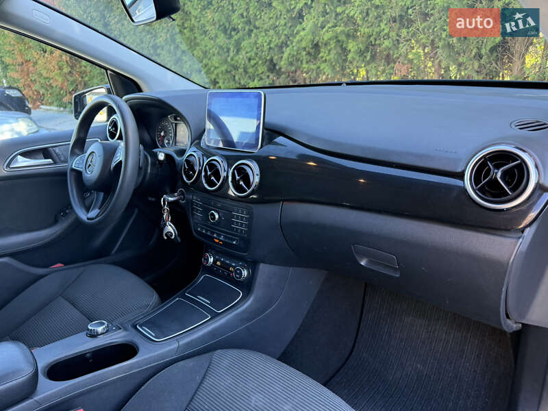 Mercedes-Benz B-Class 2015