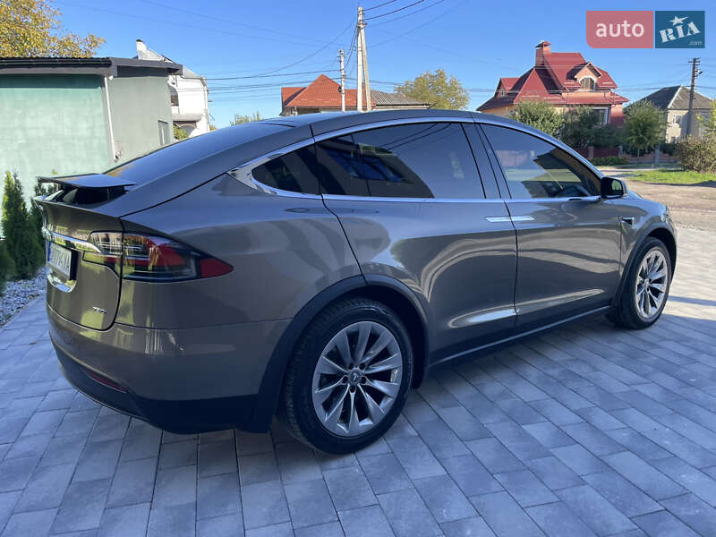 Tesla-8
