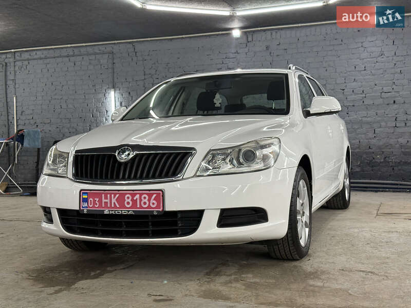 Skoda-8