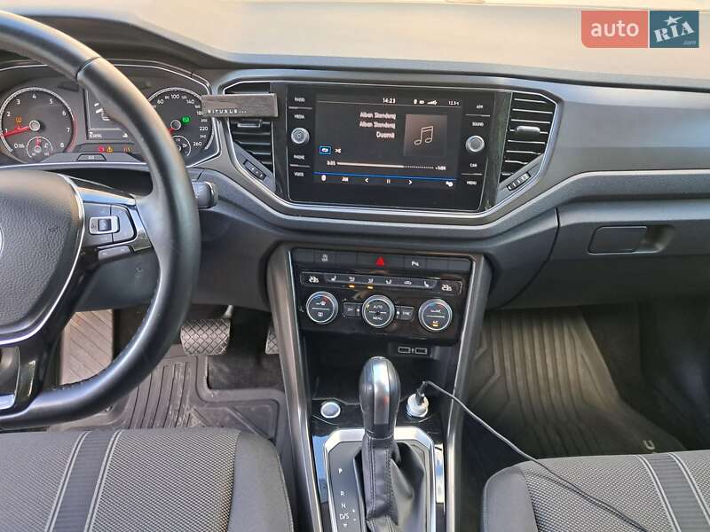 Volkswagen T-Roc 2019