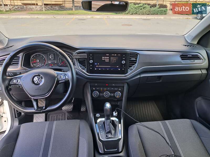 Volkswagen T-Roc 2019