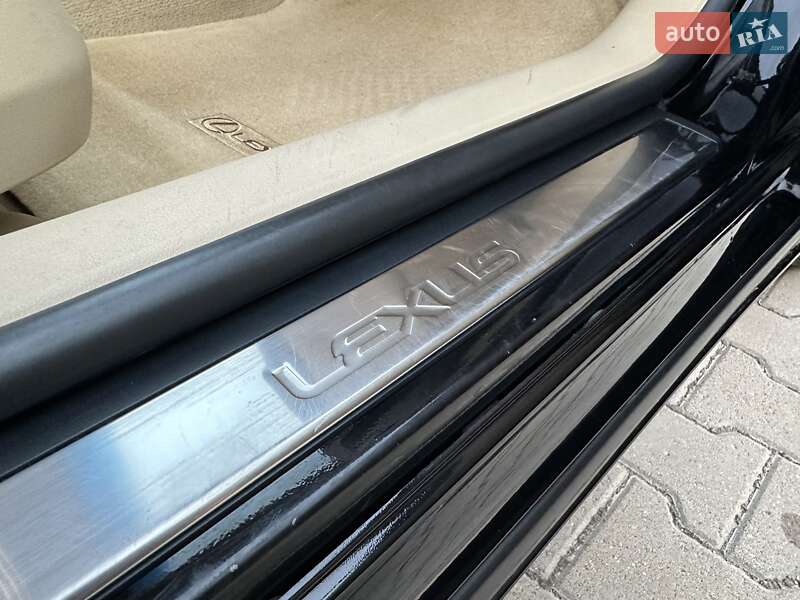 Lexus-22