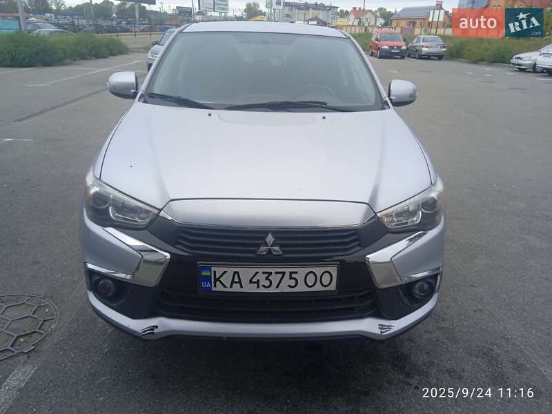 Mitsubishi Outlander Sport 2016