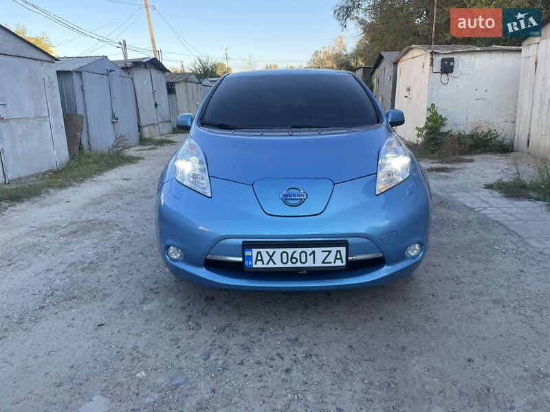 Nissan Leaf 2012