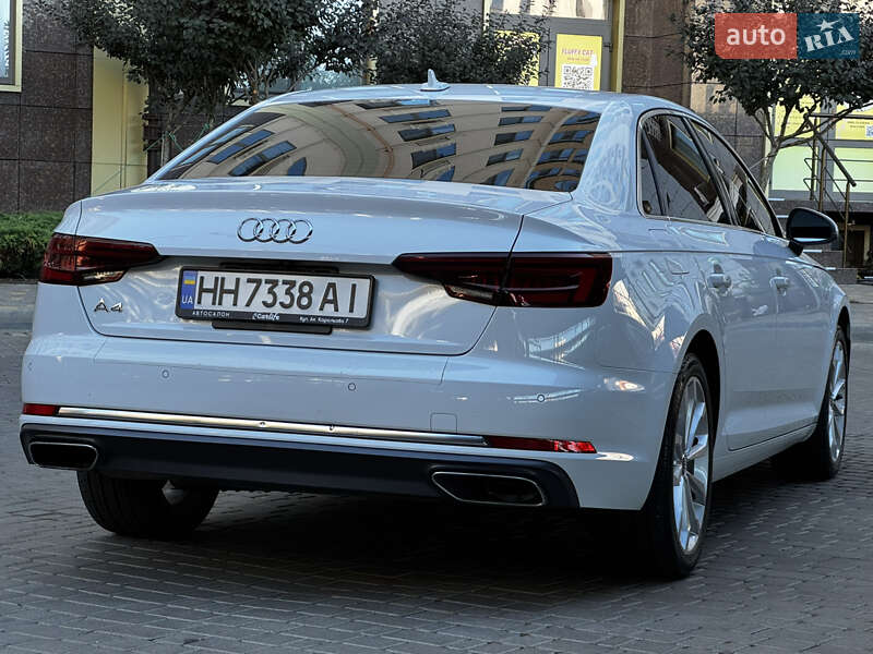 Audi-8