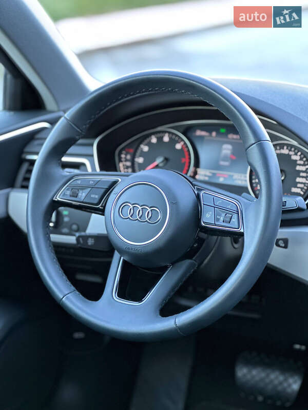 Audi-0