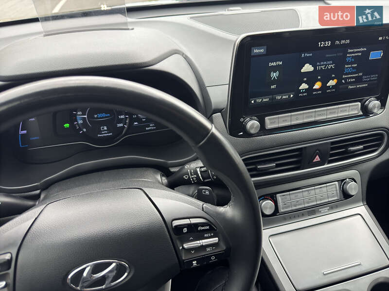 Hyundai-70
