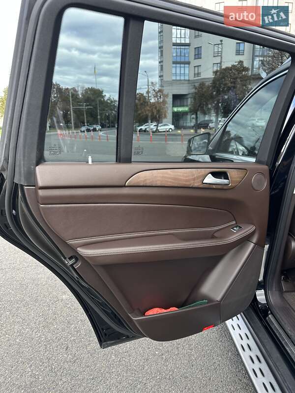 Mercedes-Benz GLS-Class 2017