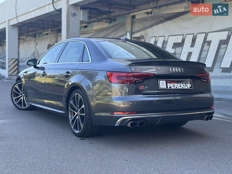Audi S4 2017