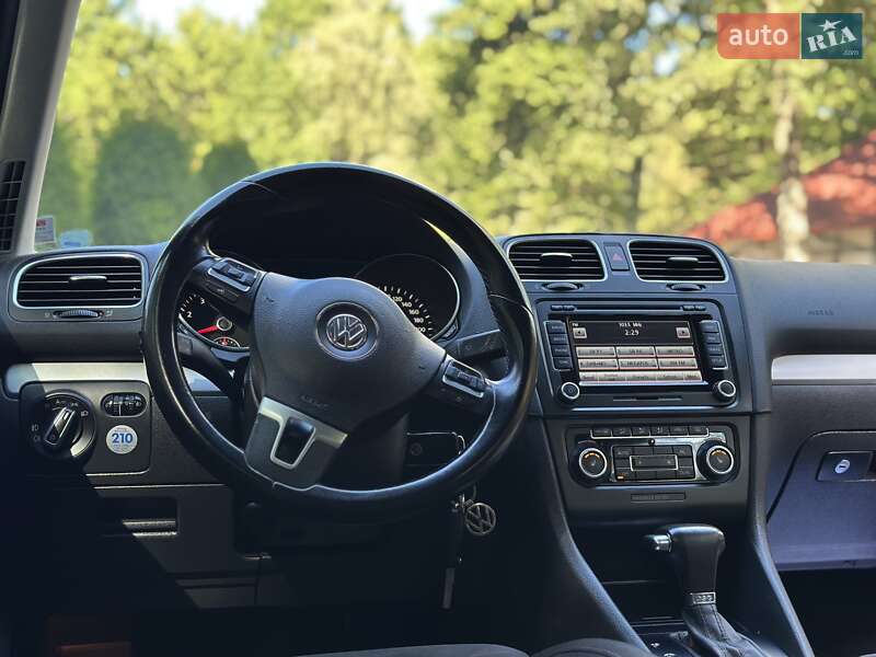 Volkswagen Golf 2010