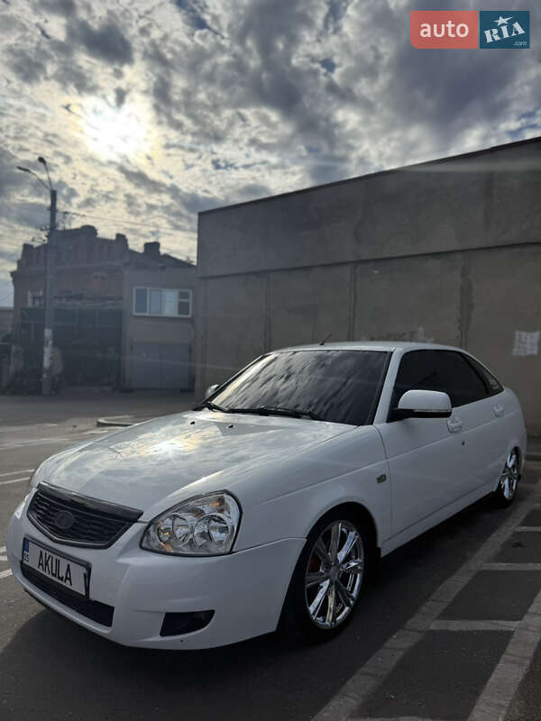 ВАЗ / Lada 2172 Priora 2012