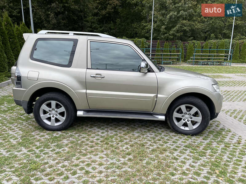 Mitsubishi Pajero 2007