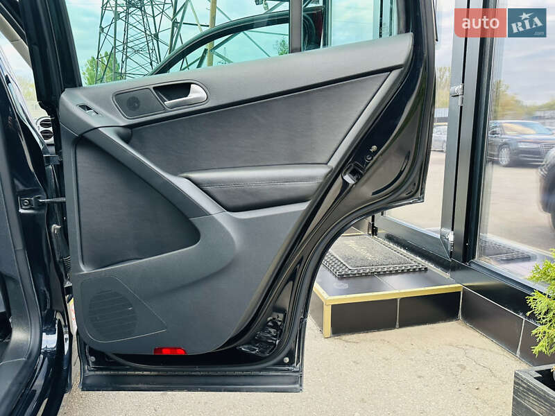 Volkswagen Tiguan 2011