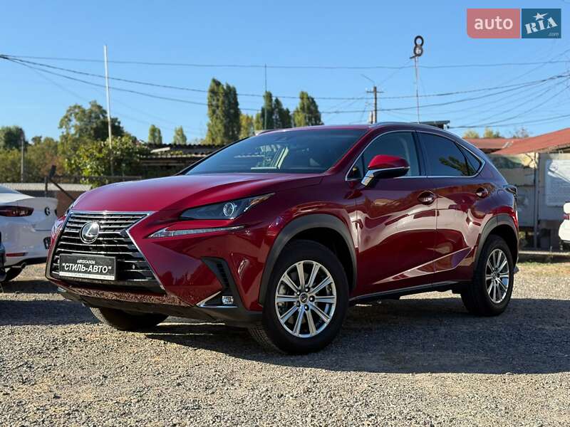Lexus NX 2021