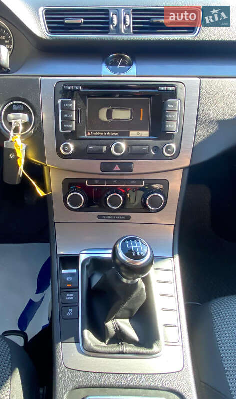 Volkswagen Passat 2011