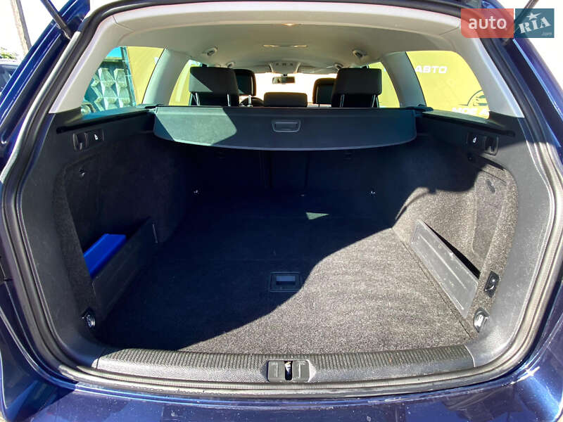 Volkswagen Passat 2011