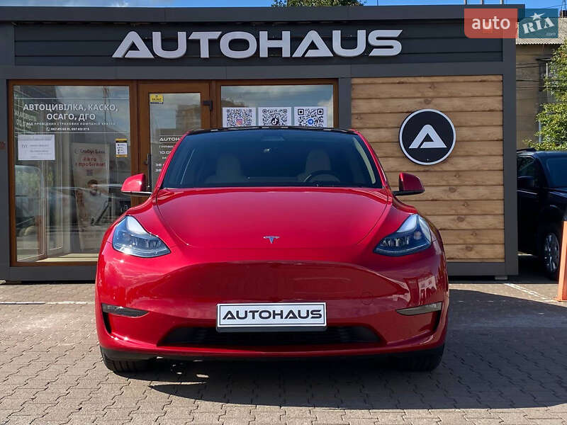 Tesla Model Y 2023
