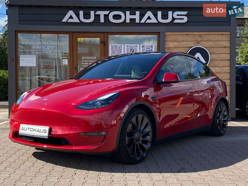 Tesla Model Y 2023