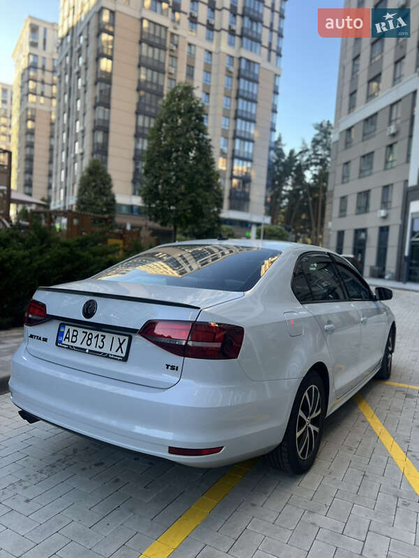 Volkswagen Jetta 2016