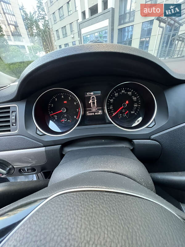 Volkswagen Jetta 2016