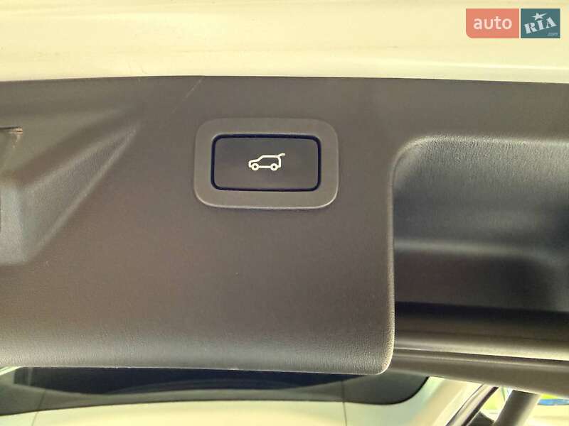 Land Rover Discovery Sport 2019