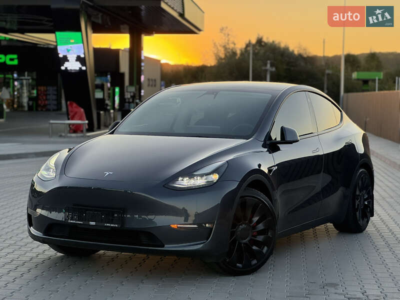 Tesla-44