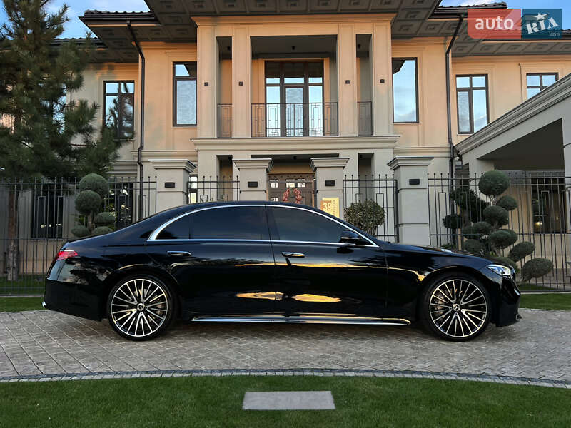Mercedes-Benz S-Class 2021