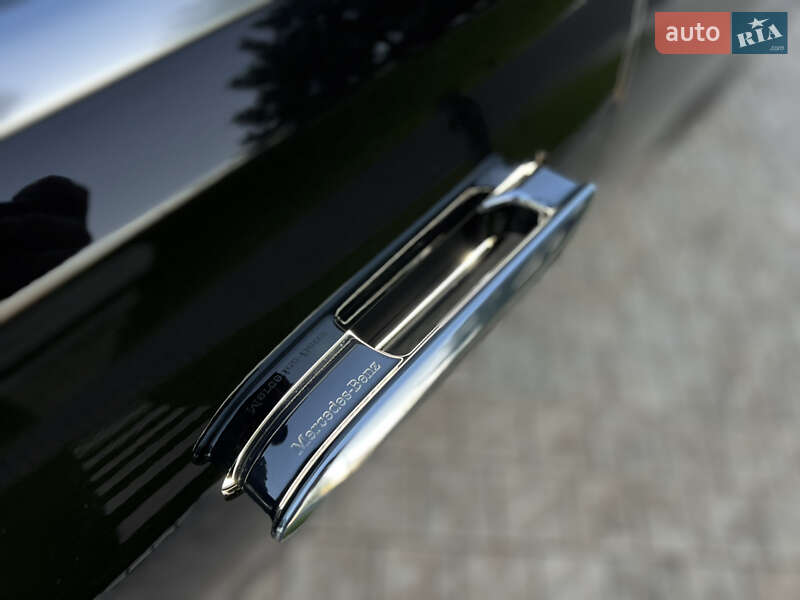 Mercedes-Benz S-Class 2021