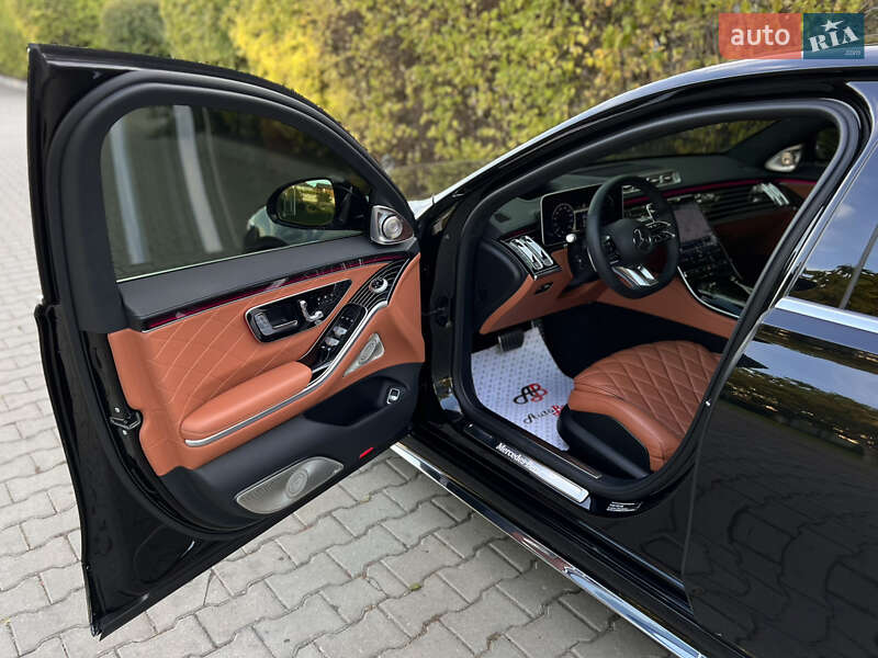 Mercedes-Benz S-Class 2021