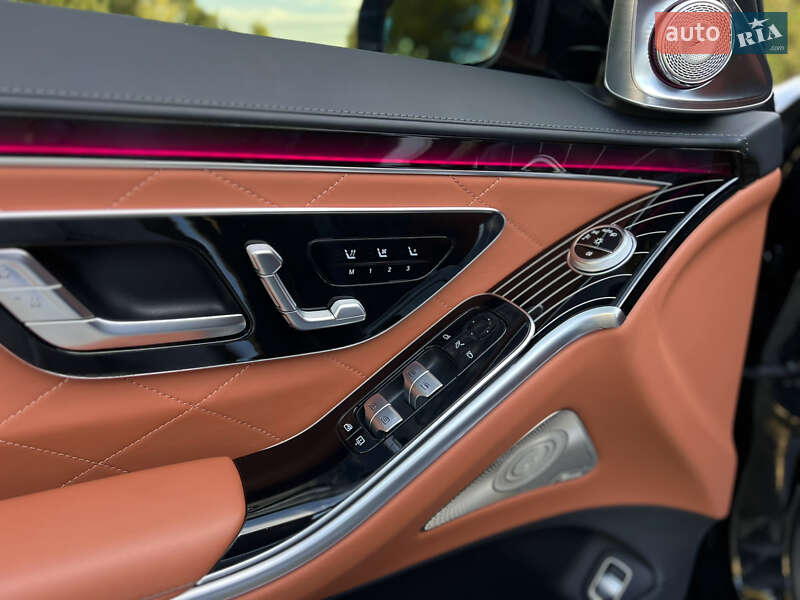 Mercedes-Benz S-Class 2021