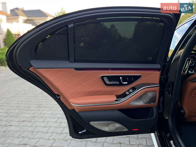 Mercedes-Benz S-Class 2021