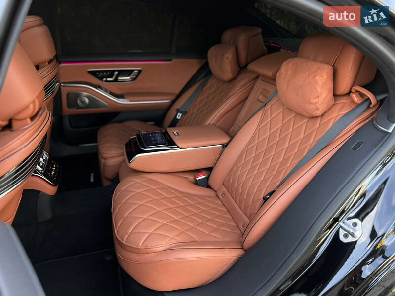 Mercedes-Benz S-Class 2021