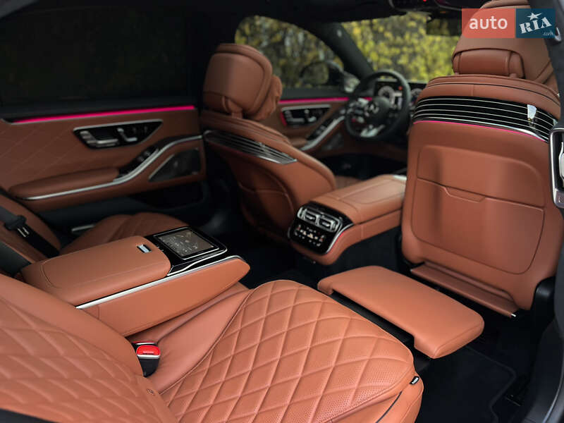 Mercedes-Benz S-Class 2021