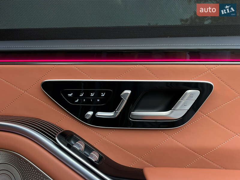 Mercedes-Benz S-Class 2021