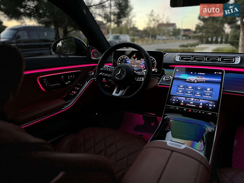 Mercedes-Benz S-Class 2021