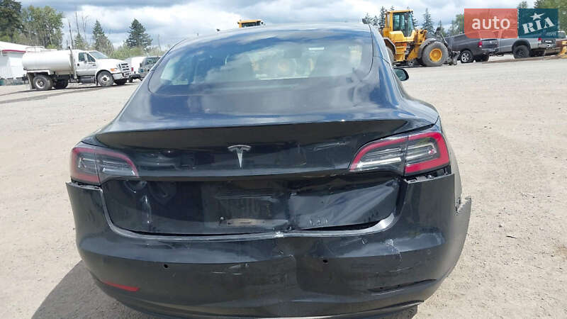 Tesla Model 3 2018