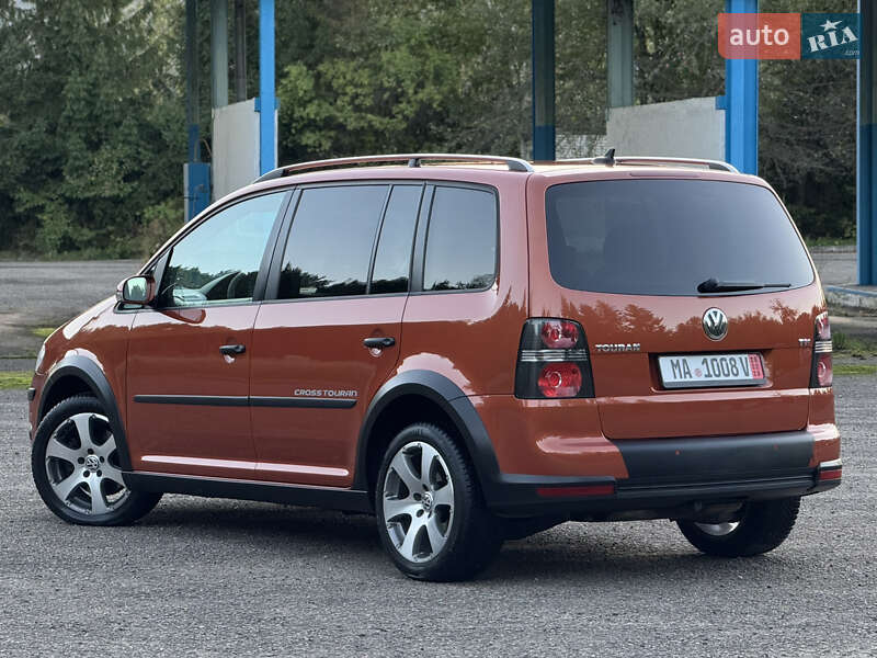 Volkswagen Touran 2009