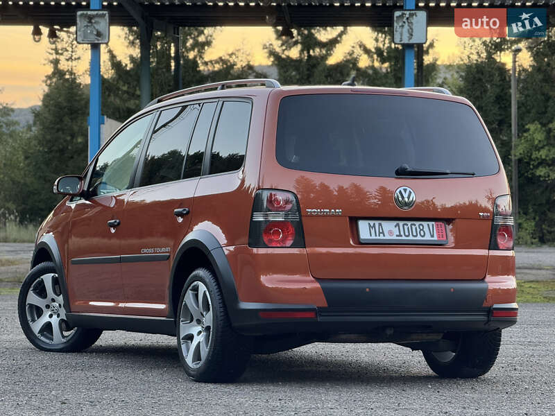 Volkswagen Touran 2009