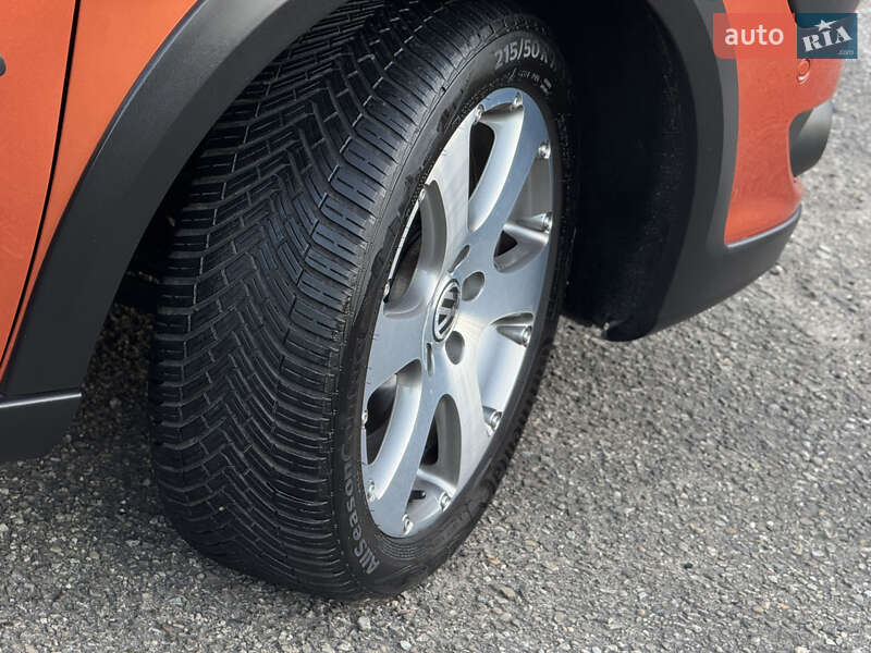 Volkswagen Touran 2009