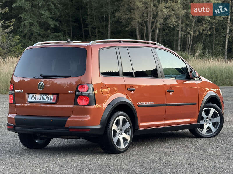 Volkswagen Touran 2009