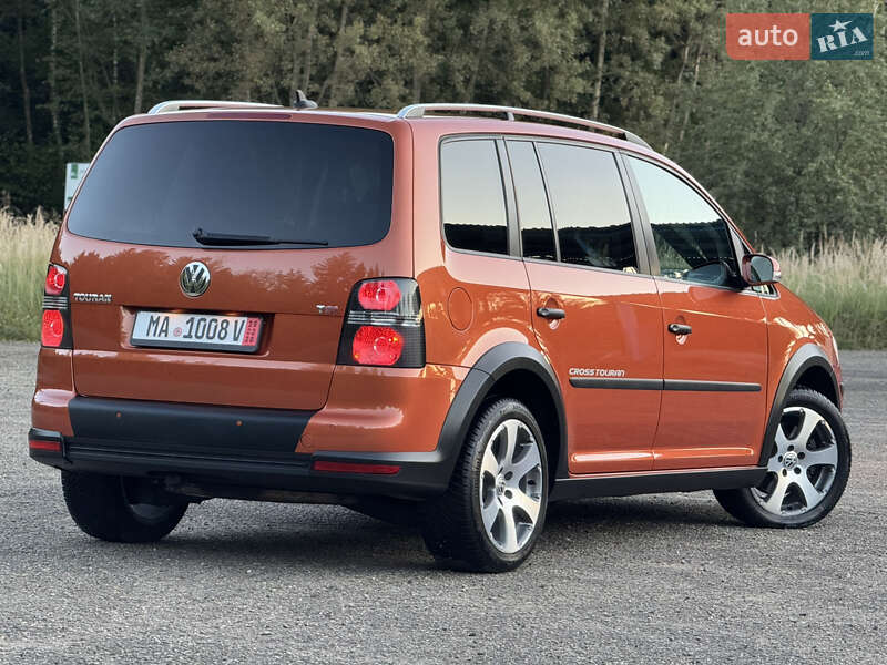 Volkswagen Touran 2009