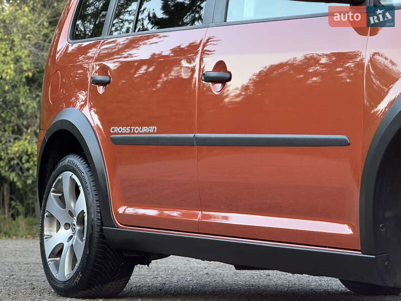 Volkswagen Touran 2009