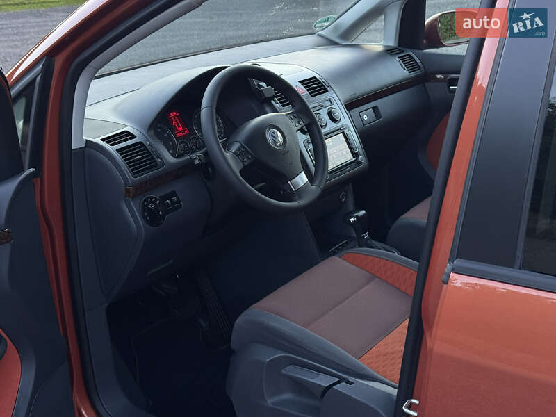 Volkswagen Touran 2009