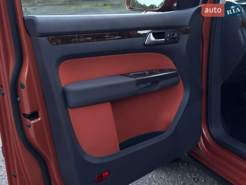 Volkswagen Touran 2009